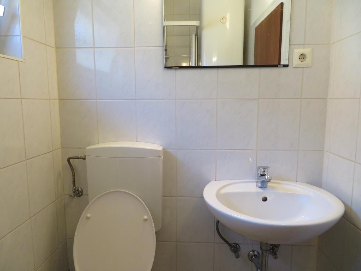 Bed and Breakfast Haus Irmi Knittelfeld Esterno foto