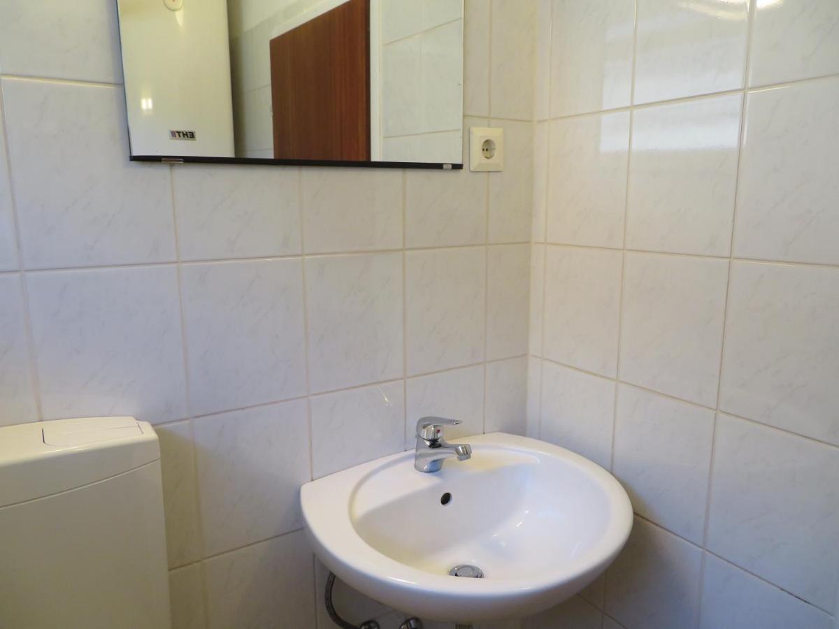 Bed and Breakfast Haus Irmi Knittelfeld Esterno foto